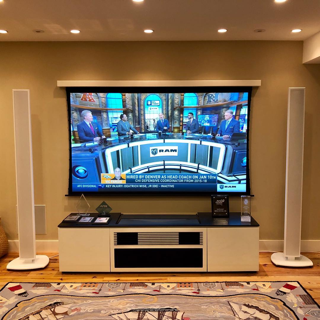 110" Solo Pro with Short Throw optic - Nantucket Media Systems